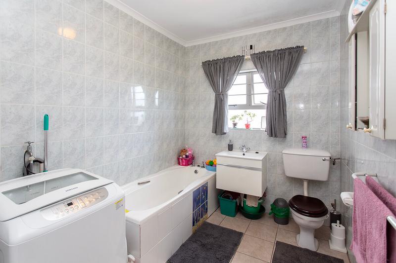4 Bedroom Property for Sale in Eden Park Western Cape